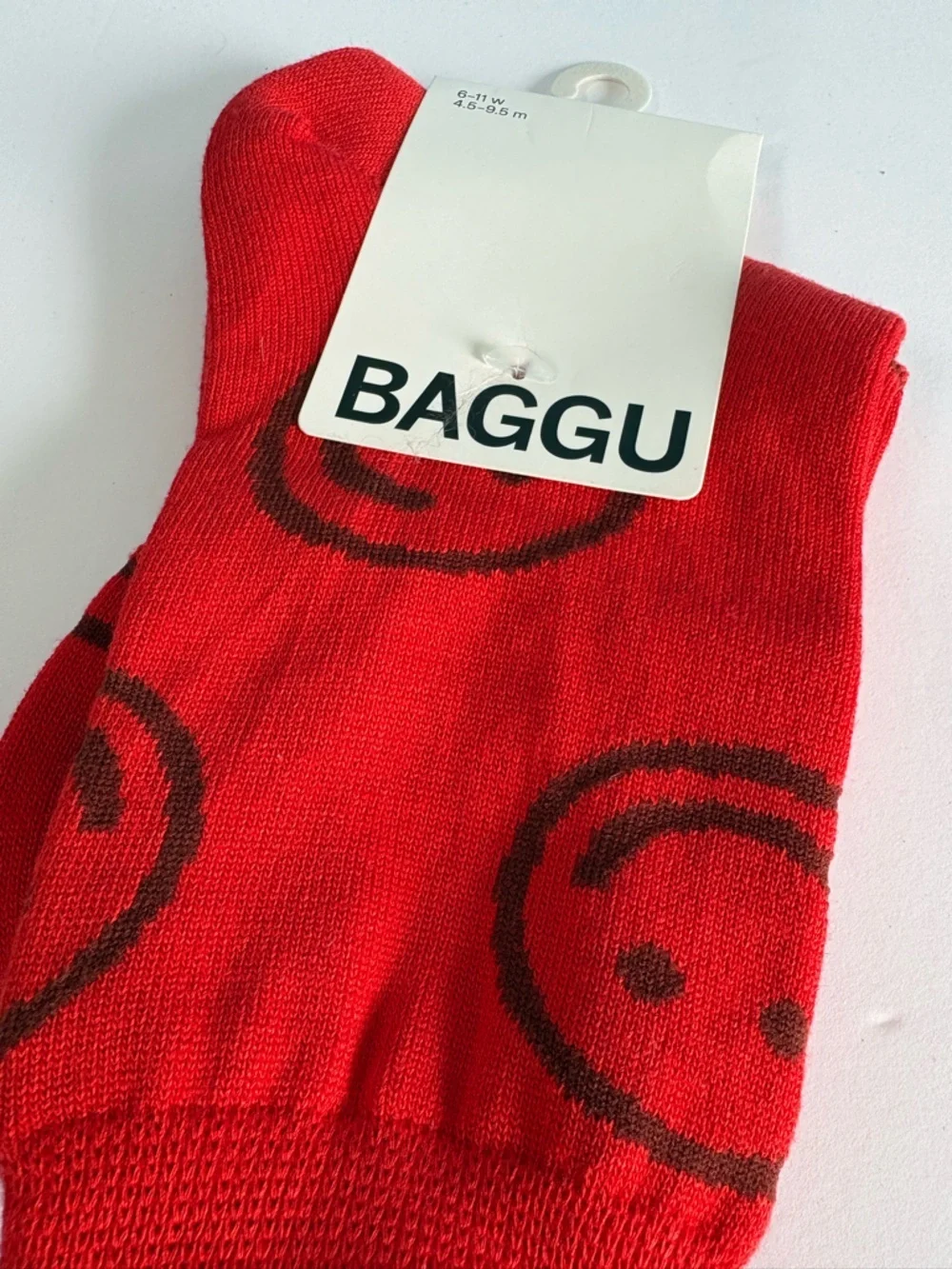 NWT BAGGU Happy Crew Sock